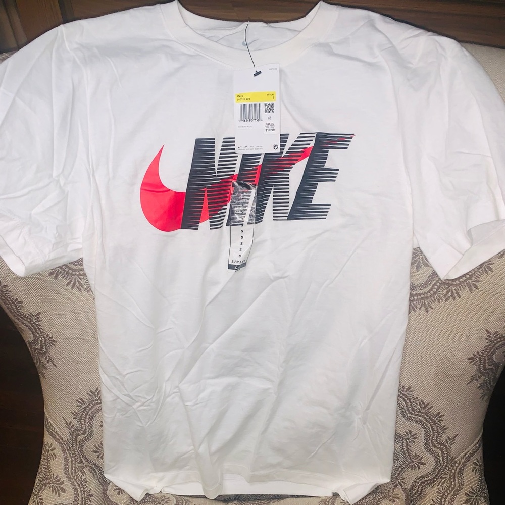 Nike T-Shirt